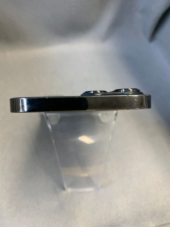 ���ʡ������ǡ�SIM�ե꡼��iPhone13 Pro Max�� 256GB ����ե����ȿ�