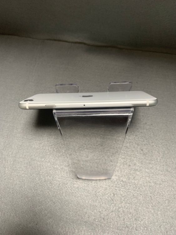 ���� ������ SIM�ե꡼ iPhoneSE ��2���� 64GB �ۥ磻�ȿ�