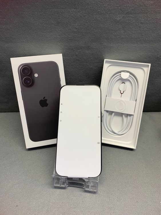 ����̤���� Apple���ȥ��� �ڸ����ݾ�ͭ���SIM�ե꡼ iPhone 16 128GB