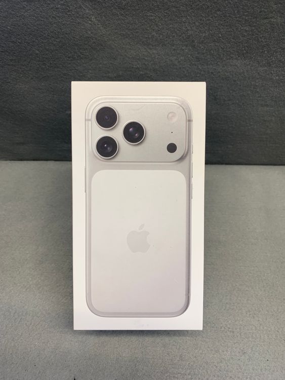 ����̤���� Apple���ȥ��� SIM�ե꡼ iPhone17 Pro 256GB ����С���