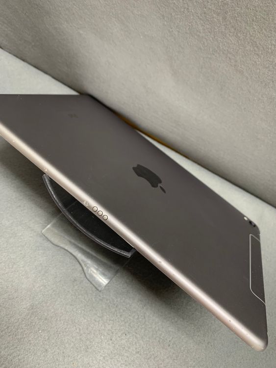 ������� ������ SIM�ե꡼ iPad Pro 9.7����� 32GB Cellular��