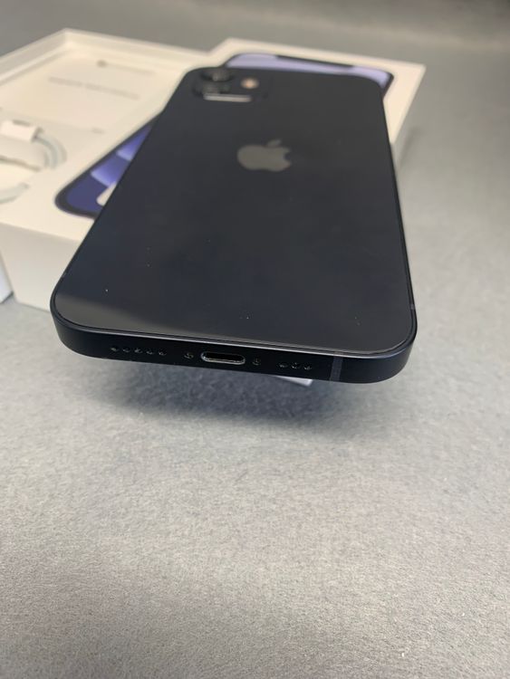 ���ʡ������ǡ�SIM�ե꡼��iPhone12 64GB �֥롼��