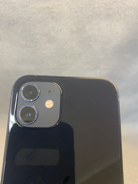 ���ʡ������ǡ�SIM�ե꡼��iPhone12  128GB �֥�å���