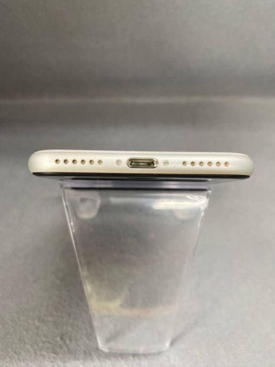 Ķ���ʡ�Apple���ȥ��ǡ�SIM�ե꡼��iPhone SE ��2���� 128GB �ۥ磻�ȿ�