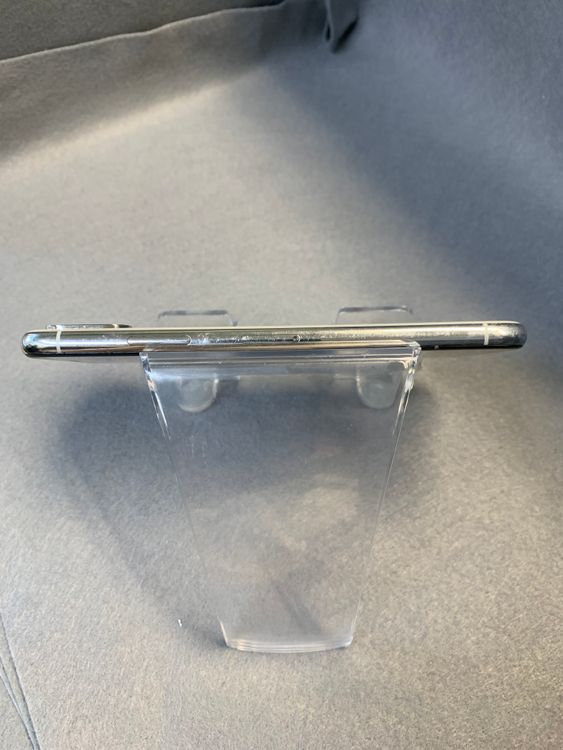 ���ʡ������ǡ�SIM�ե꡼��iPhoneXS 64GB �ۥ磻�ȿ�