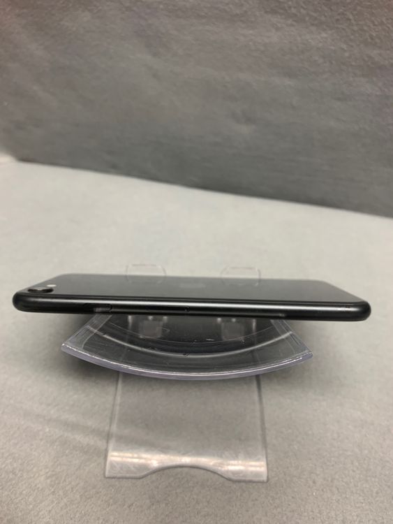 ���ʡ�Apple���ȥ��ǡ�SIM�ե꡼��iPhoneSE ��2���� 128GB �֥�å���