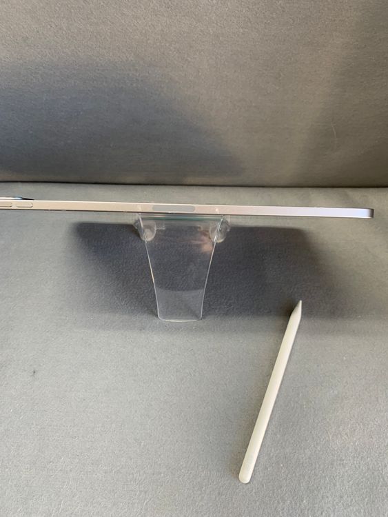 ���� iPad Pro 11����� ��4���� WiFi�� 128GB Apple Pencil �դ�