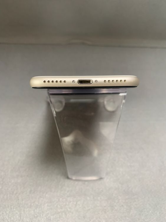 ʡǡSIMե꡼ iPhoneSE 裳 64GB 饤ȿ