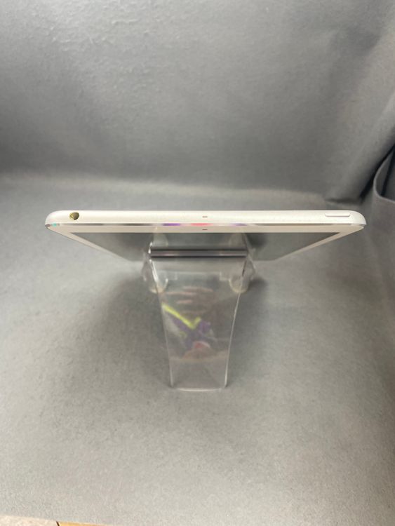 ���ʡ������ǡ�Wi-Fi �ǡ�iPad mini ��1���塡 16GB �ۥ磻�ȿ�