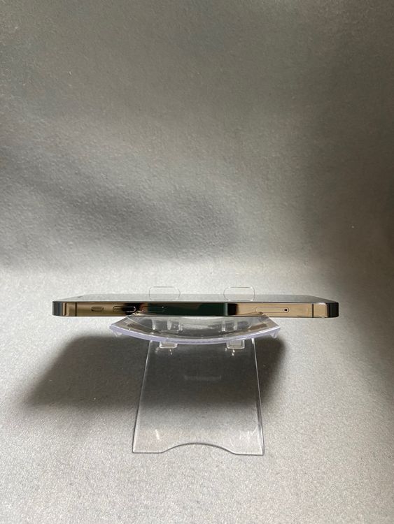 Ķ���� ������ SIM�ե꡼ iPhone12 Pro 128GB ����ե����ȿ�