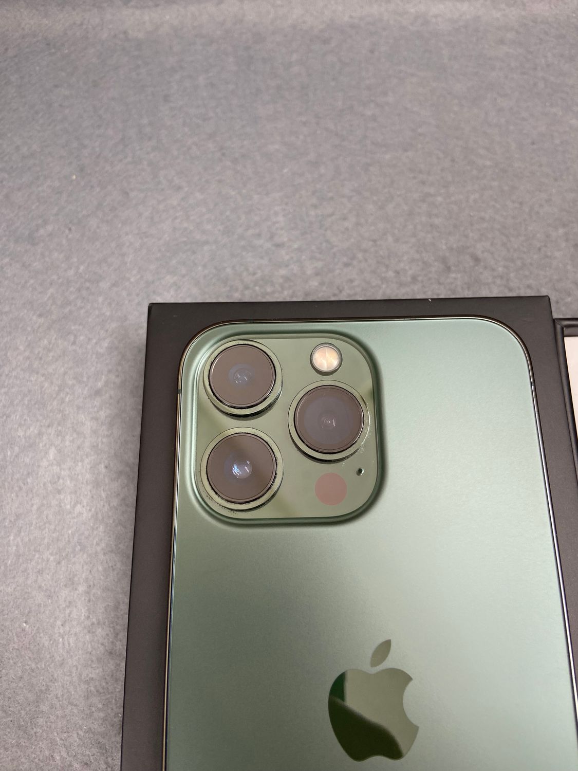 ムスビー｜超美品 国内版 SIMフリー iPhone13 Pro 128GB アルパインク