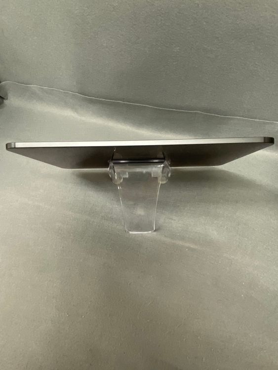 ���� �����ǡ�sim�ե꡼�� iPad Pro M5 11����� 256GB  ���ڡ����֥�å���