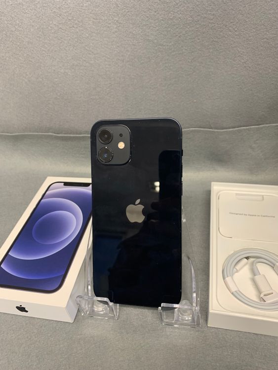 ���ʡ������ǡ�SIM�ե꡼��iPhone12 128GB �֥�å���