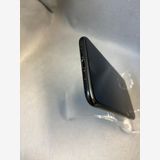 ���ʡ������ǡ�SIM�ե꡼��iPhone SE ��2���� 128GB �֥�å���