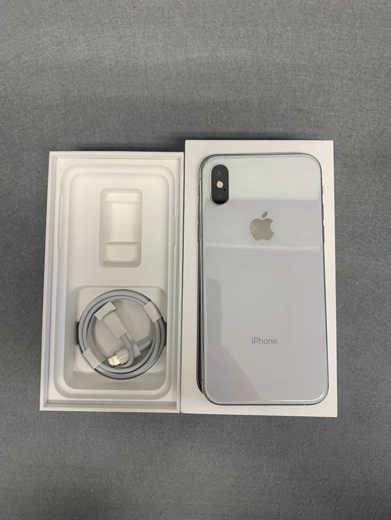 ���ʡ������ǡ�SIM�ե꡼��iPhone Xs�� 256GB ����С���