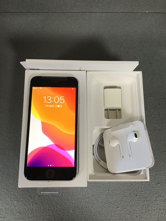 ۤܿʡǡSIMե꡼iPhoneSE 2 64GB ۥ磻ȿ