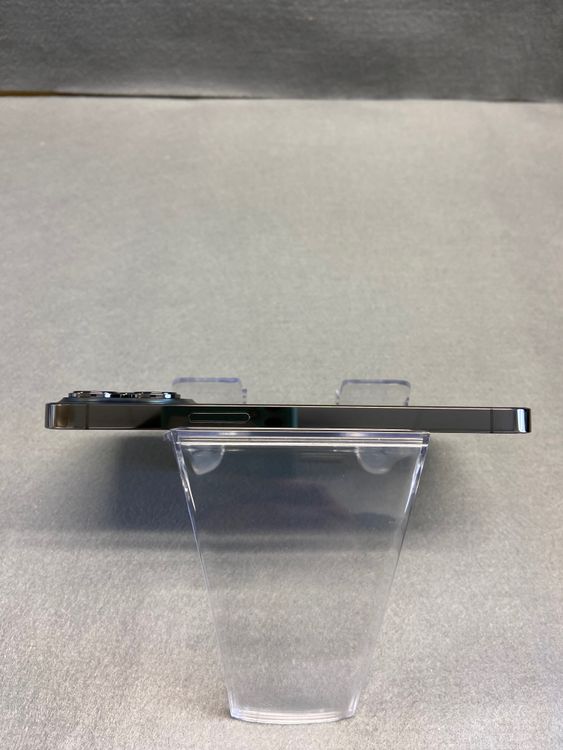 Ķ���ʡ������ǡ�SIM�ե꡼��iPhone13 Pro 256GB ����ե����ȿ�