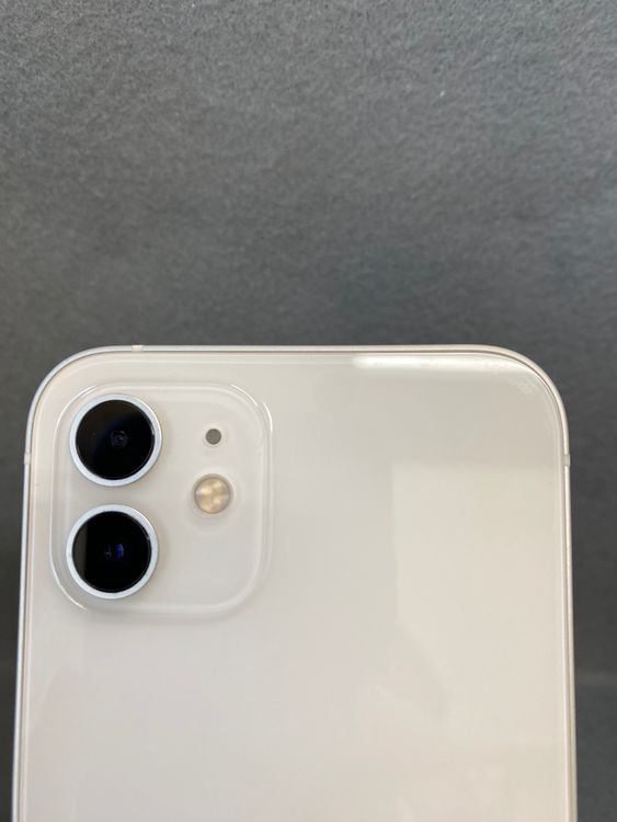 ���ʡ������ǡ�SIM�ե꡼��iPhone12 128GB �ۥ磻�ȿ�
