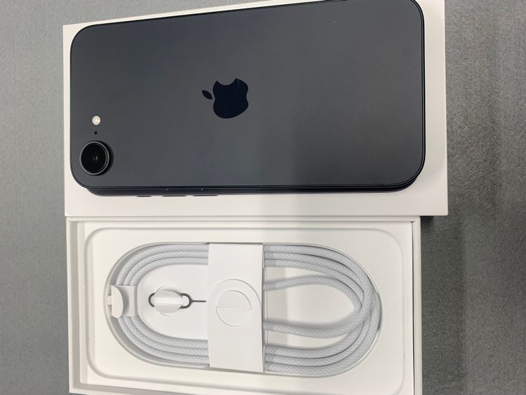 ����Ʊ�͡������ǡ�sim�ե꡼��iPhone16e 128GB ����3��