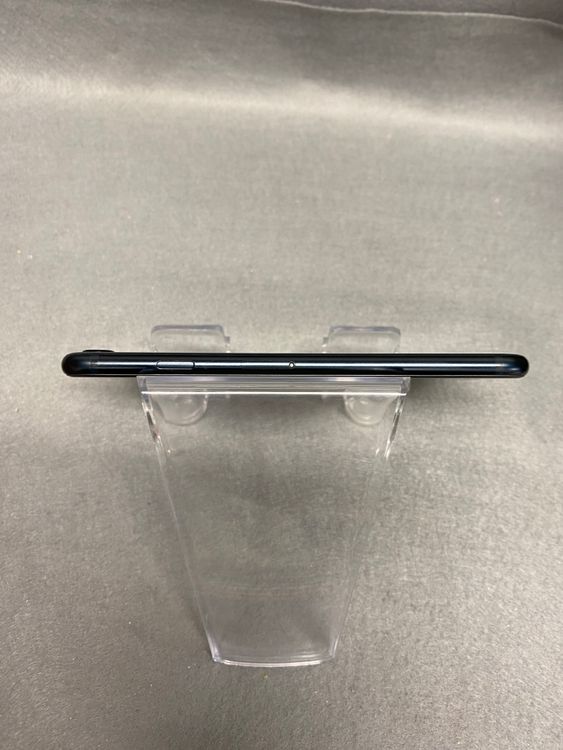 ���ʡ��������ʡ�SIM�ե꡼��iPhone SE�軰���塡64GB �ߥåɥʥ��ȿ�