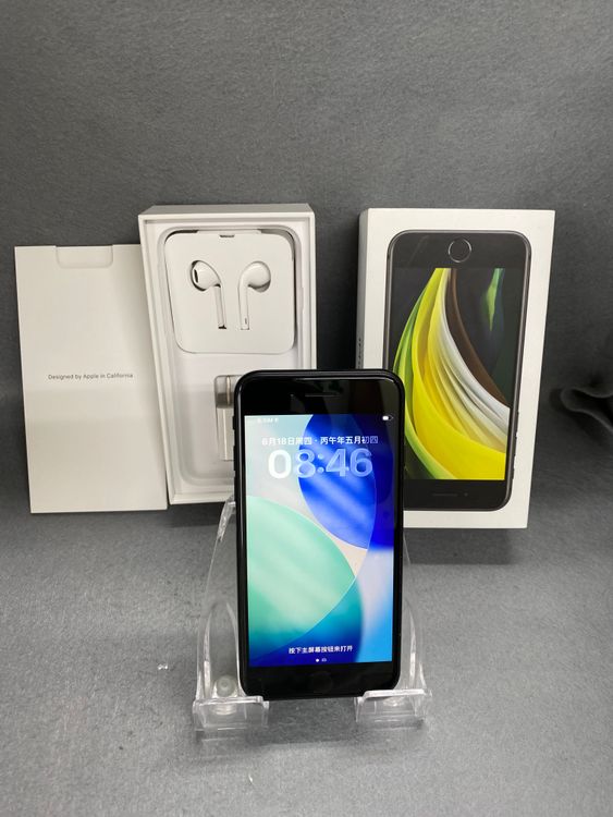 Ķ���� ������ SIM�ե꡼ iPhoneSE ��2���� 64GB �֥�å���