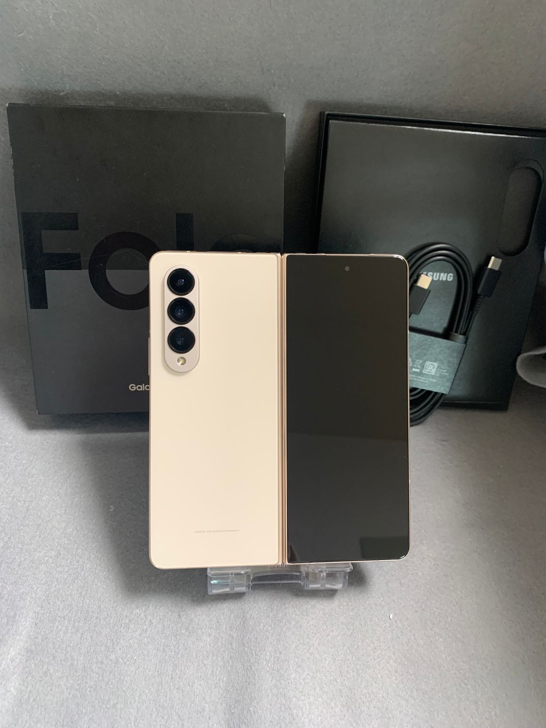 Samsung Galaxy Z Fold 4|512gb|海外版SIMフリー ムスビー|超美品 海外版 SIMフリー Samsung Galaxy Z Fold4