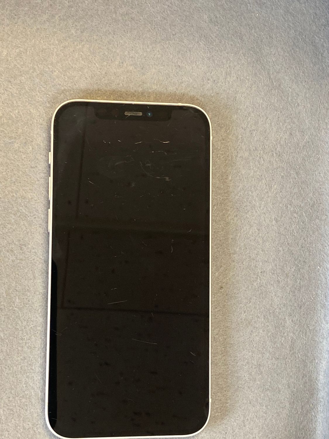 ムスビー｜美品中古 Appleストア版SIMフリー iPhone12 64GB ホワイト色