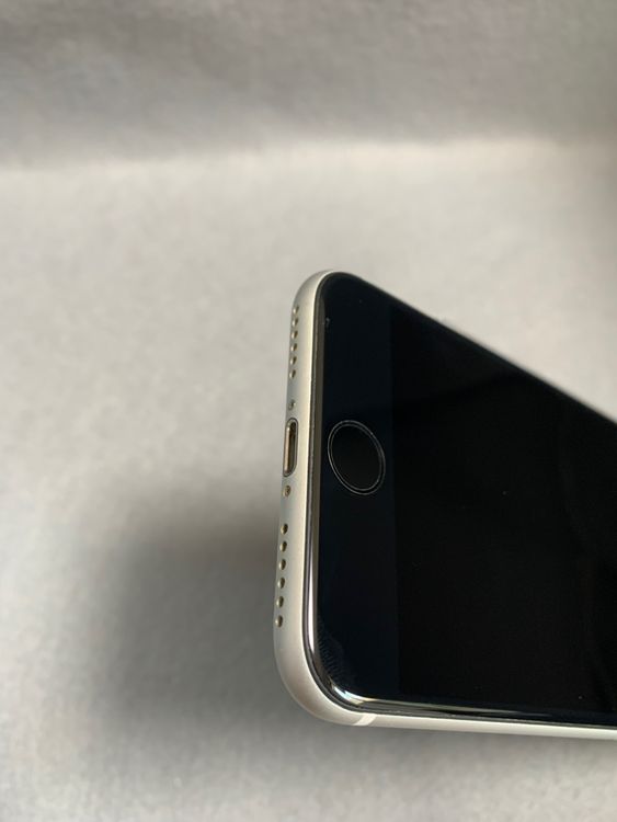   SIMե꡼ iPhoneSE 2 64GB ۥ磻ȿ