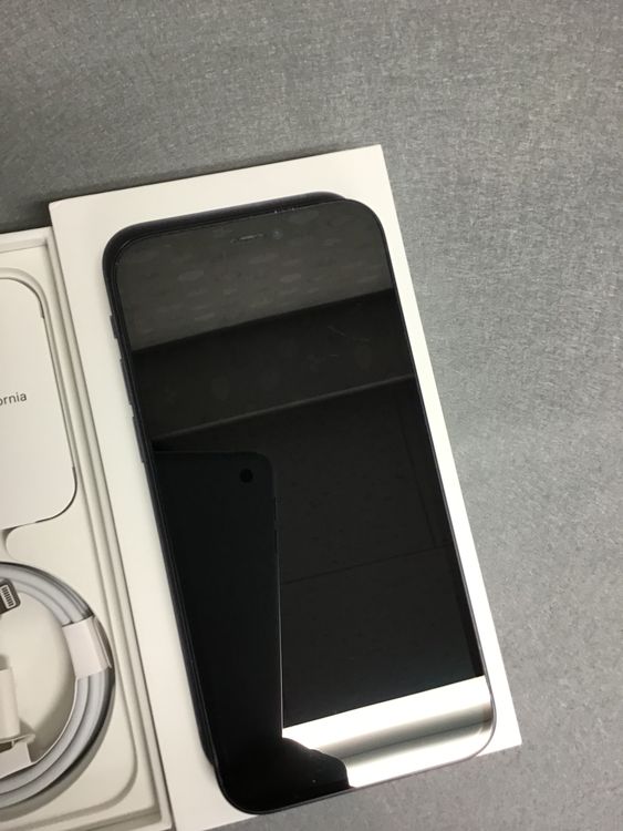 ���� ������ SIM�ե꡼��iPhone12mini  256GB  �֥�å���