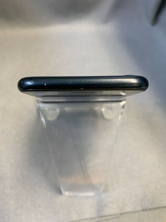 ���ʡ������ǡ�SIM�ե꡼��iPhoneSE ��3���塡 64GB �ߥåɥʥ��ȿ�