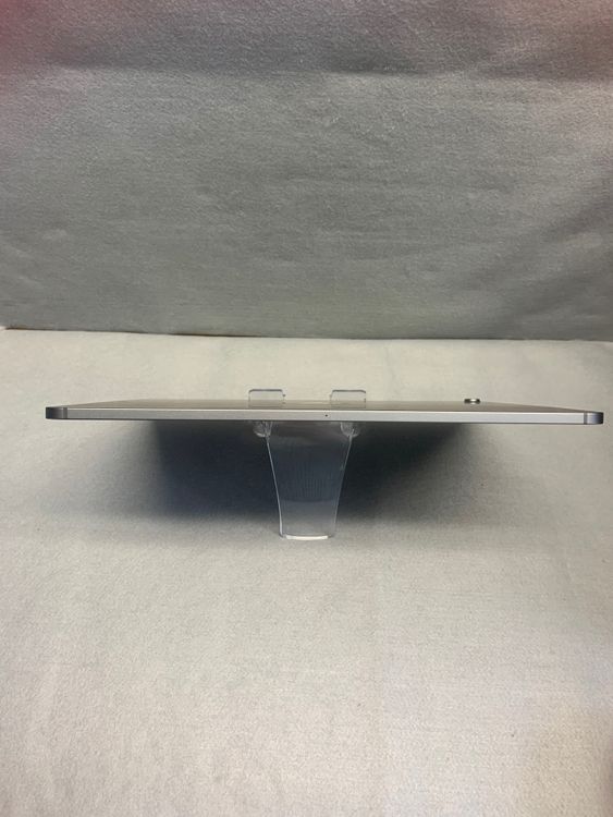 ���� iPad Pro 12.9����� ��3���� 256GB Wi-Fi�� ���ڡ������졼��