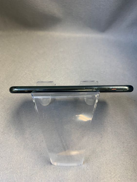 Ķ���ʡ������ǡ�SIM�ե꡼��iPhone11 Pro 256GB���ߥåȥ饤�ȥ��꡼��