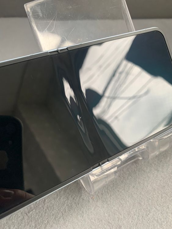 Ķ���� ������ SIM�ե꡼ Samsung Galaxy Z Flip 6 256GB �֥롼��