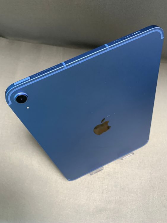 �ۤ�̤���� SIM�ե꡼ iPad ��10���� 64GB WiFi+Cellular�� �֥롼��