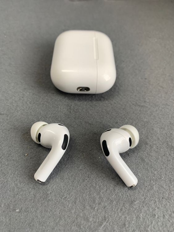 ���� �����ǡڸ����ݾڤ����AirPods Pro ��3���� USB-C �ۥ磻�ȿ�