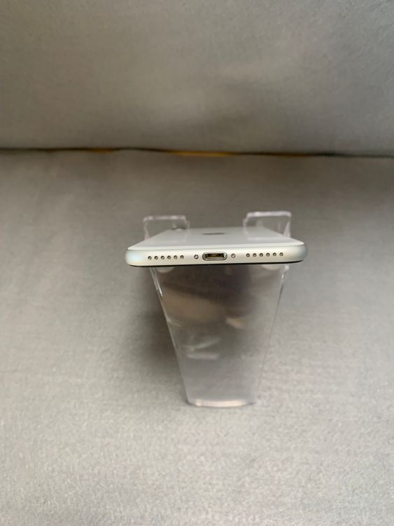   SIMե꡼ iPhoneSE 2 64GB ۥ磻ȿ