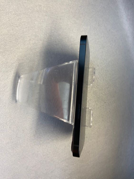 ���ʡ������ǡ�SIM�ե꡼��iPhone13 128GB �ߥåɥʥ��ȿ�