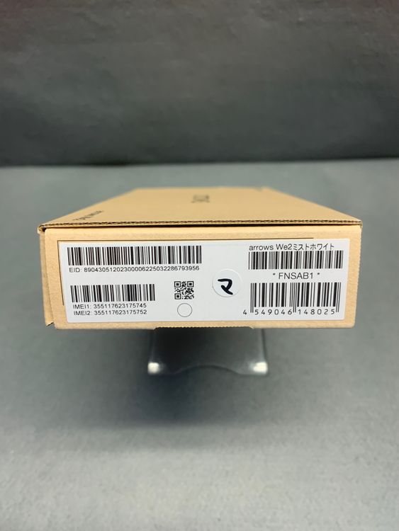 ����̤���� SIM�ե꡼ Arrows We2 64GB �ߥ��ȥۥ磻�ȿ�