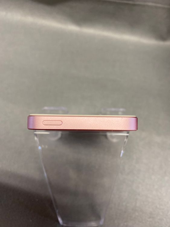 ���ʡ�SIM�ե꡼ iPhone se ��1���塡64GB ������������ɿ�