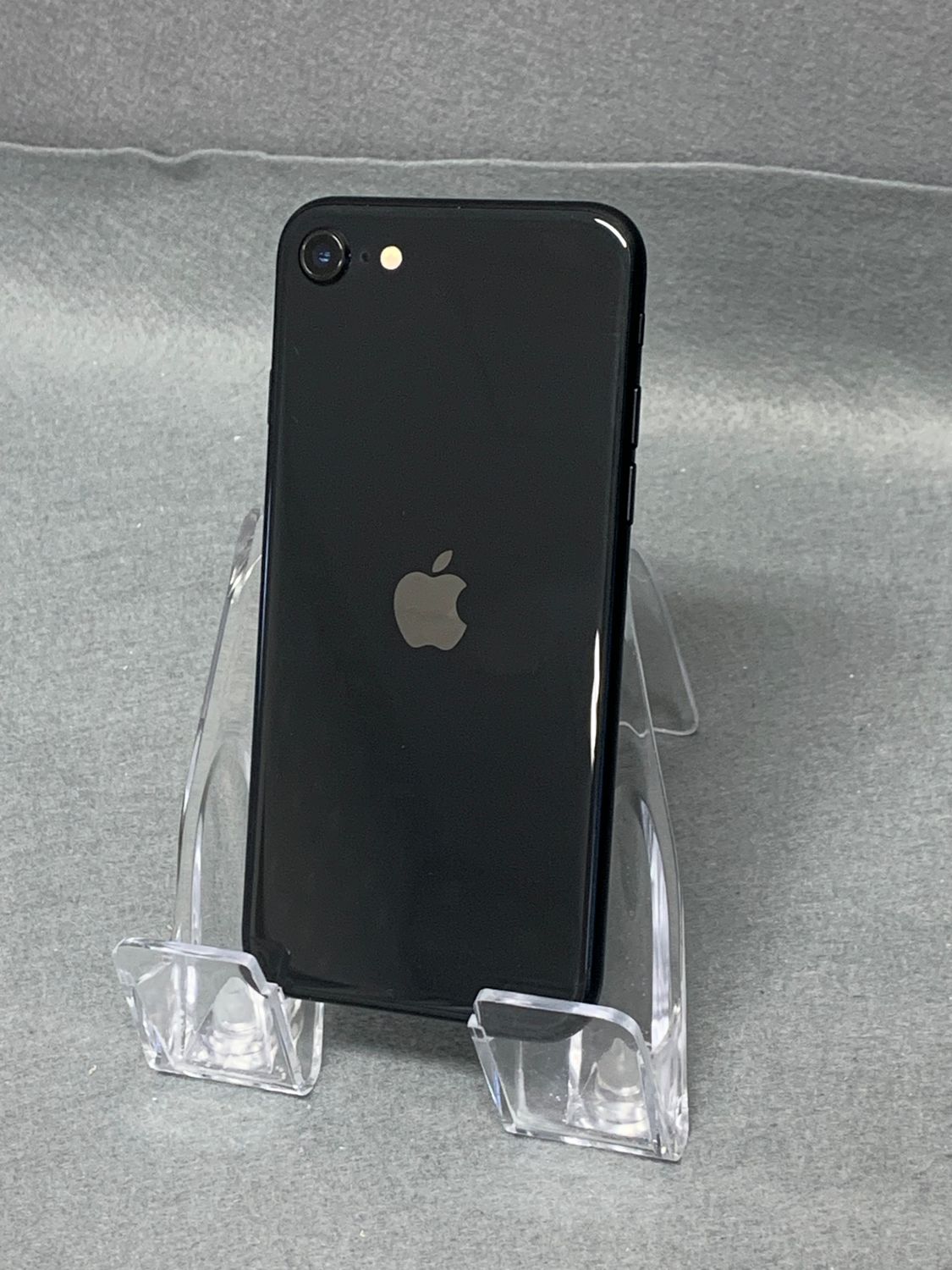 ムスビー｜美品 国内版 SIMフリー iPhoneSE第2世代 64GB ブラック色