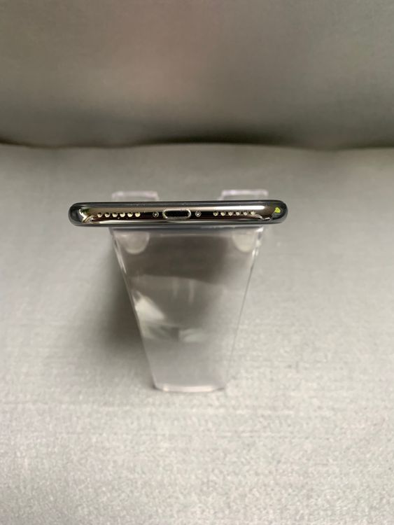   SIMե꡼ iPhoneX 64GB ڡ졼