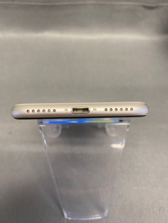 ���ʡ������ǡ�SIM�ե꡼��iPhone SE�軰���塡128GB �������饤�ȿ�