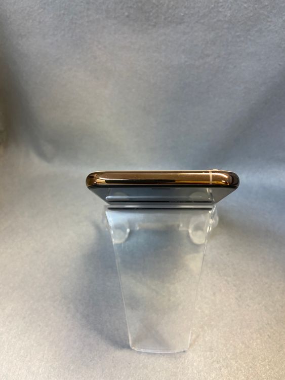 ���ʡ������ǡ�SIM�ե꡼��iPhoneXS 256GB ������ɿ�