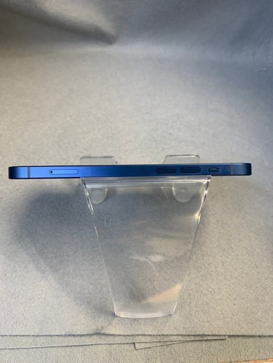 Ķ���ʡ������ǡ�SIM�ե꡼��iPhone12 64GB �֥롼��