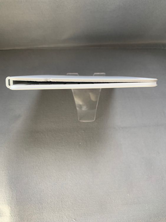 Ķ iPad Air (M3)11Magic Keyboard ܸ ۥ磻