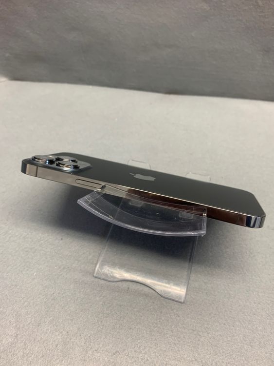 ���ʡ������ǡ�SIM�ե꡼��iPhone13 Pro Max 128GB  ����ե����ȿ�