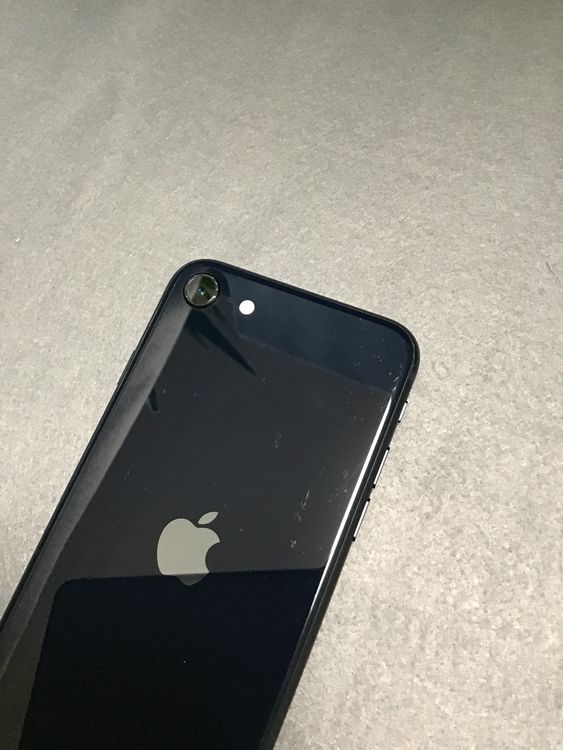 šǡSIMե꡼iPhoneSE 3塡ߥåɥʥȿ