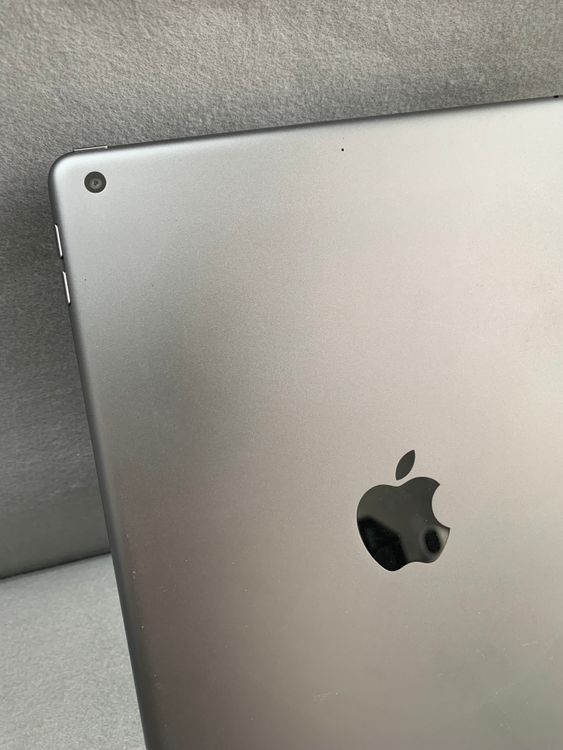 ���� ������ iPad ��9���� 64GB Wi-Fi�� ���ڡ������쥤��