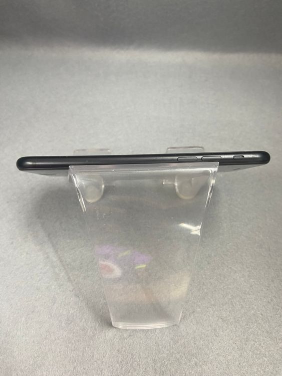 ���� ������ SIM�ե꡼ iPhone SE ��2���� 128GB ������֥롼��