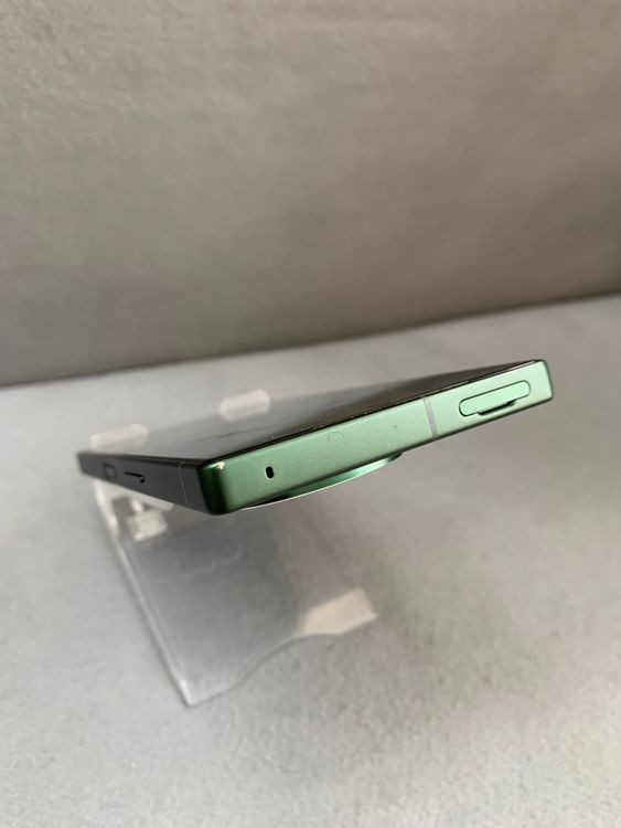 ���� ������ SIM�ե꡼ A401SH AQUOS R9 256GB ���꡼��
